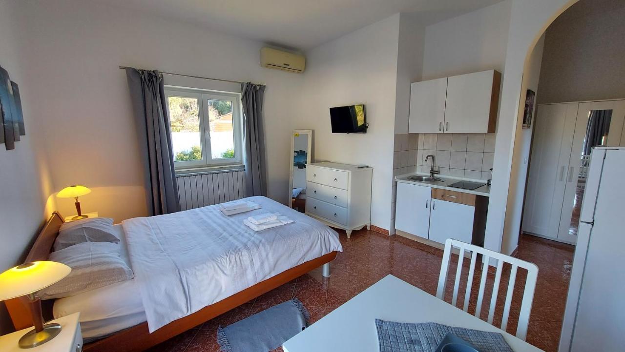 Soline Ada Apartment Pjescana Uvala Luaran gambar