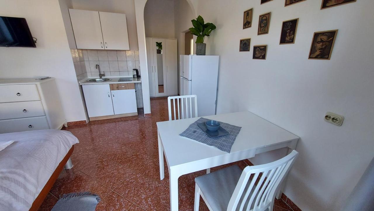 Soline Ada Apartment Pjescana Uvala Luaran gambar