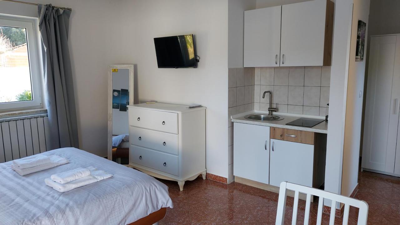Soline Ada Apartment Pjescana Uvala Luaran gambar