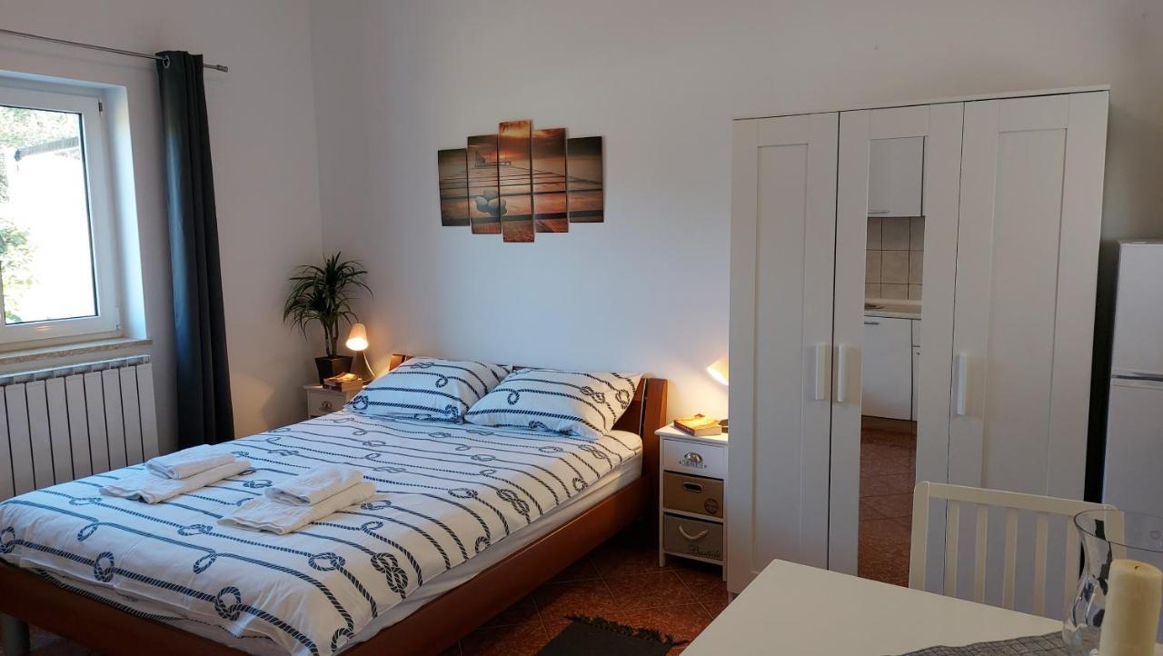 Soline Ada Apartment Pjescana Uvala Luaran gambar