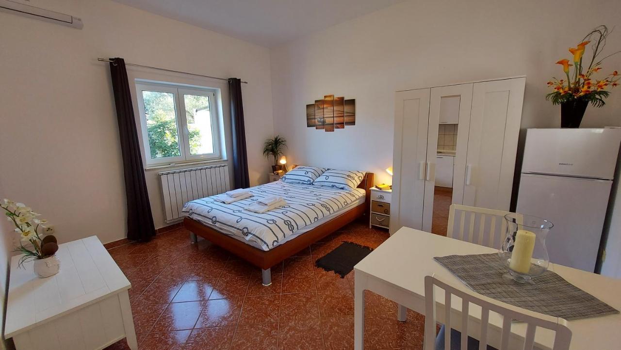Soline Ada Apartment Pjescana Uvala Luaran gambar